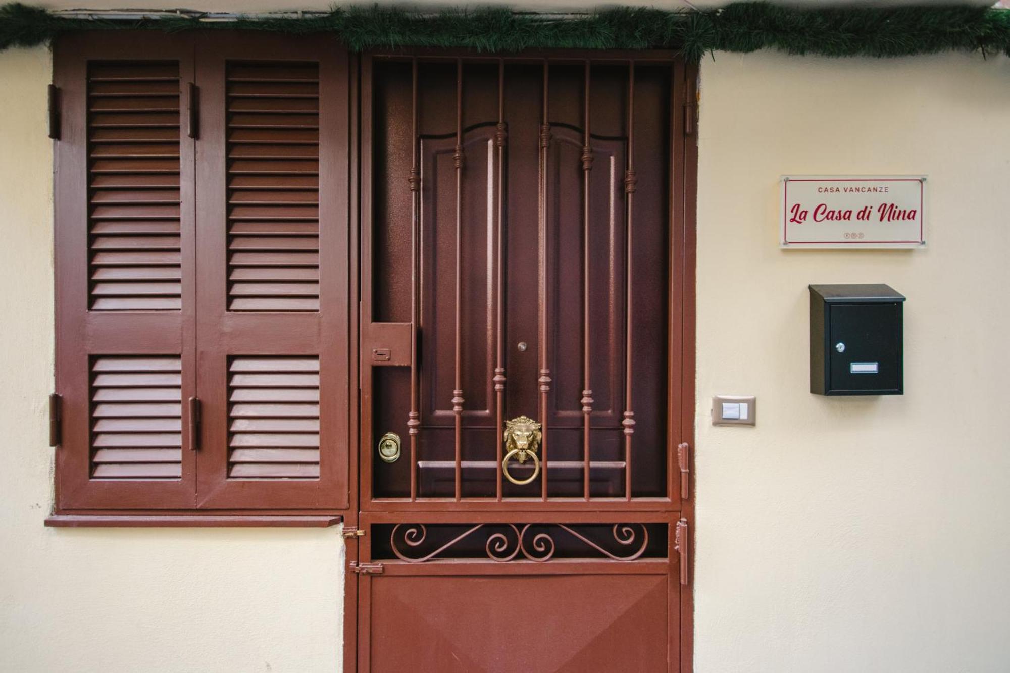 Вілла La Casa Di Nina Неаполь Екстер'єр фото